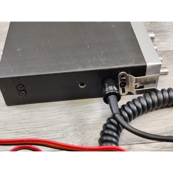 Realistic TRC-419 40 Channel Mobile CB Radio - 6 Channel Memory-Tested See Video - Picture 7 of 14